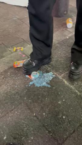 【衝撃】トー横界隈の人が、サイレース（睡眠薬）が入ったとされる缶チューハイを発見