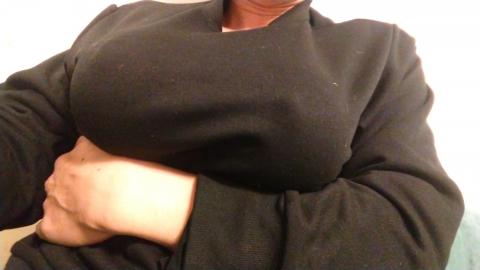 乳首バキバキ(/// ^///)