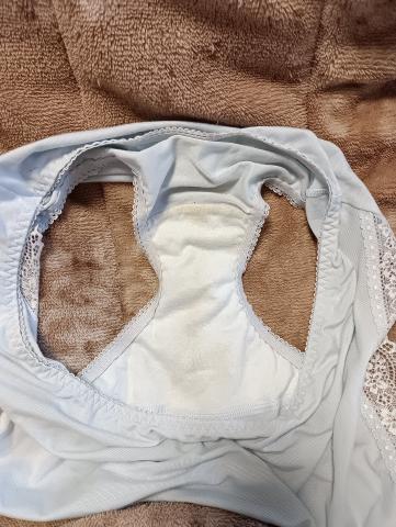 熟女の使用済み下着