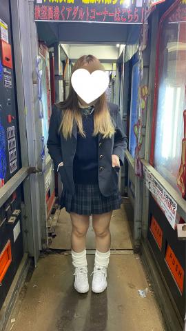 妻の制服姿