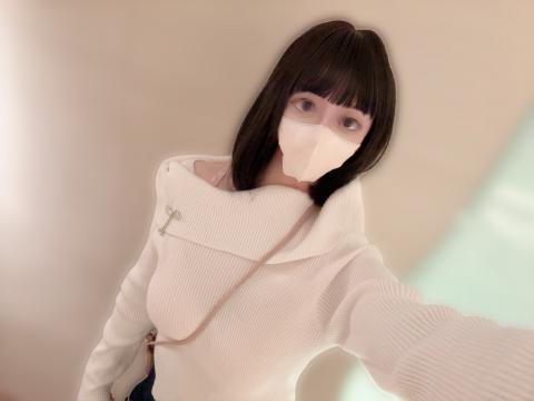 露出しちゃう女の子です